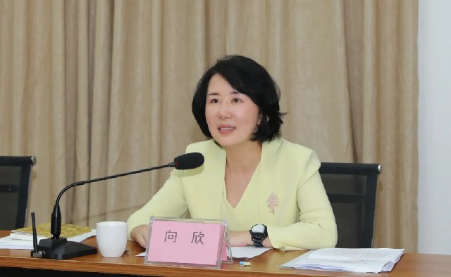 64079845_副本.jpg